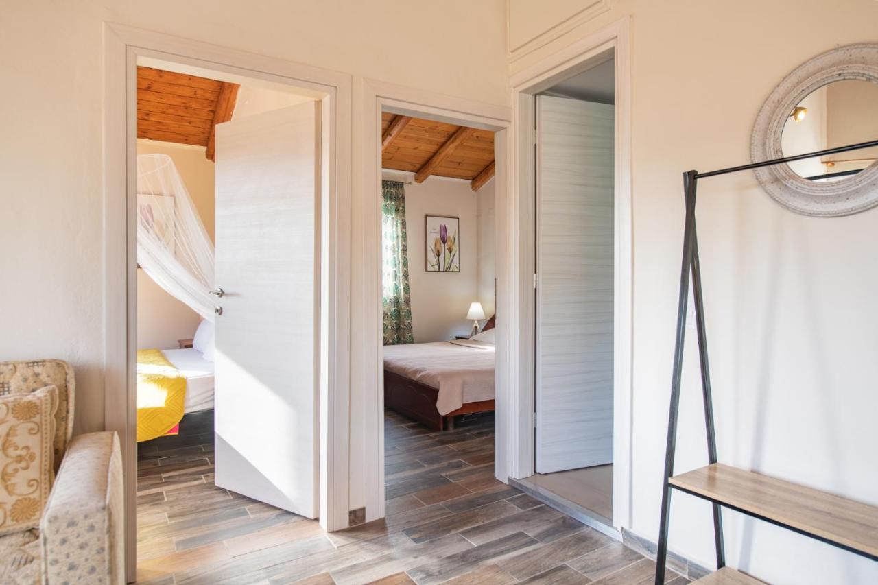 Вилла Stelios Stone House Sinarades Kouramades Экстерьер фото